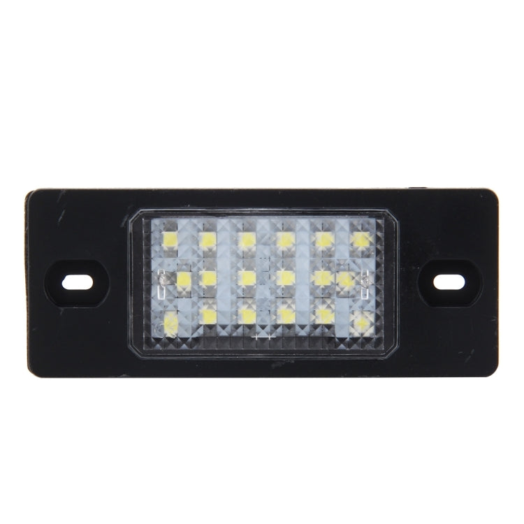 2 PCS License Plate Light with 18 SMD-3528 Lamps for Volkswagen Touareg 2003-2010 ,Prosche Cayenne 2002-2010,2W 120LM, DC12V (White Light)