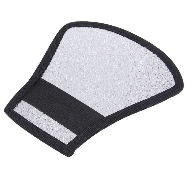 2 in 1 (Silver / White) Fan-shaped Folding Reflector Board, Size: 20.0 x 18.5 x 10.5 cm, Fan-shaped