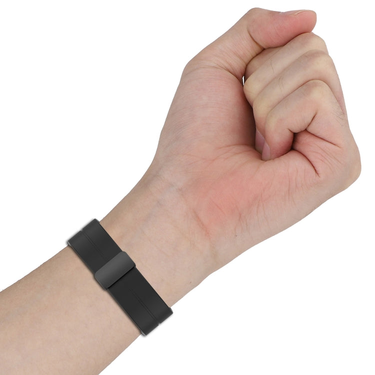 Magnetic Fold Clasp Black Buckle Silicone Watch Band