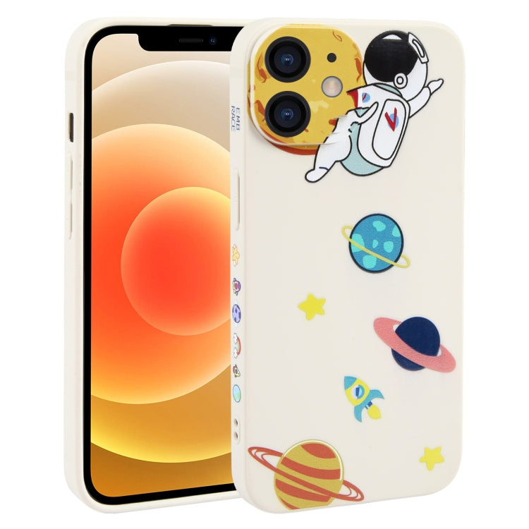 Hug Moon Astronaut Pattern TPU Phone Case, For iPhone 14 Plus, For iPhone 14, For iPhone 14 Pro, For iPhone 14 Pro Max, For iPhone SE 2022 / SE 2020 / 8 / 7, For iPhone 13 Pro Max, For iPhone 13 Pro, For iPhone 13, For iPhone 13 mini, For iPhone 12����...