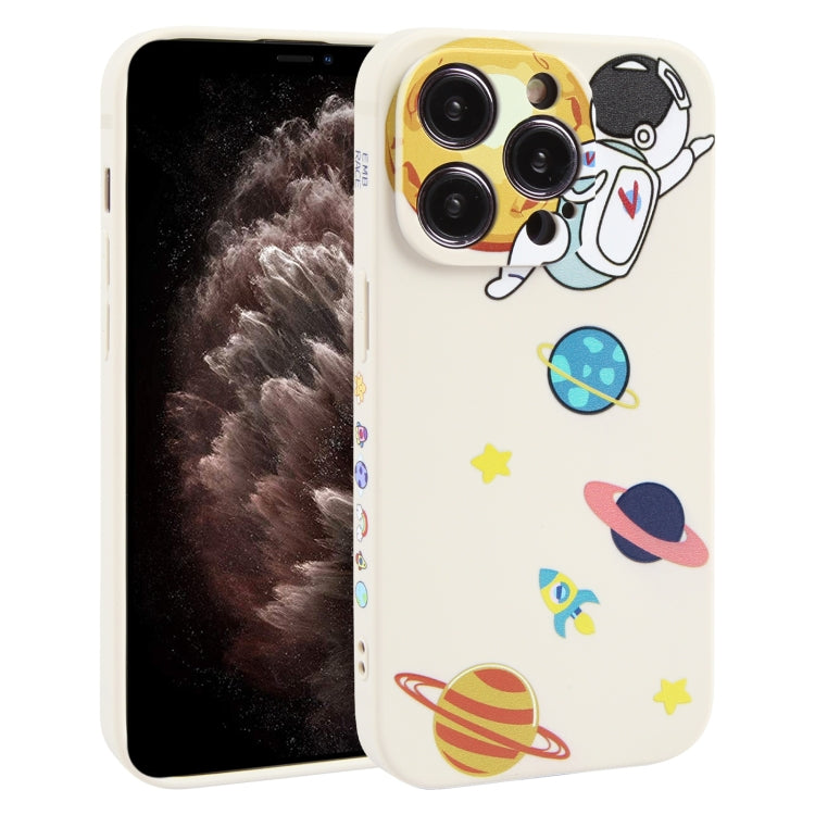 Hug Moon Astronaut Pattern TPU Phone Case, For iPhone 14 Plus, For iPhone 14, For iPhone 14 Pro, For iPhone 14 Pro Max, For iPhone SE 2022 / SE 2020 / 8 / 7, For iPhone 13 Pro Max, For iPhone 13 Pro, For iPhone 13, For iPhone 13 mini, For iPhone 12����...