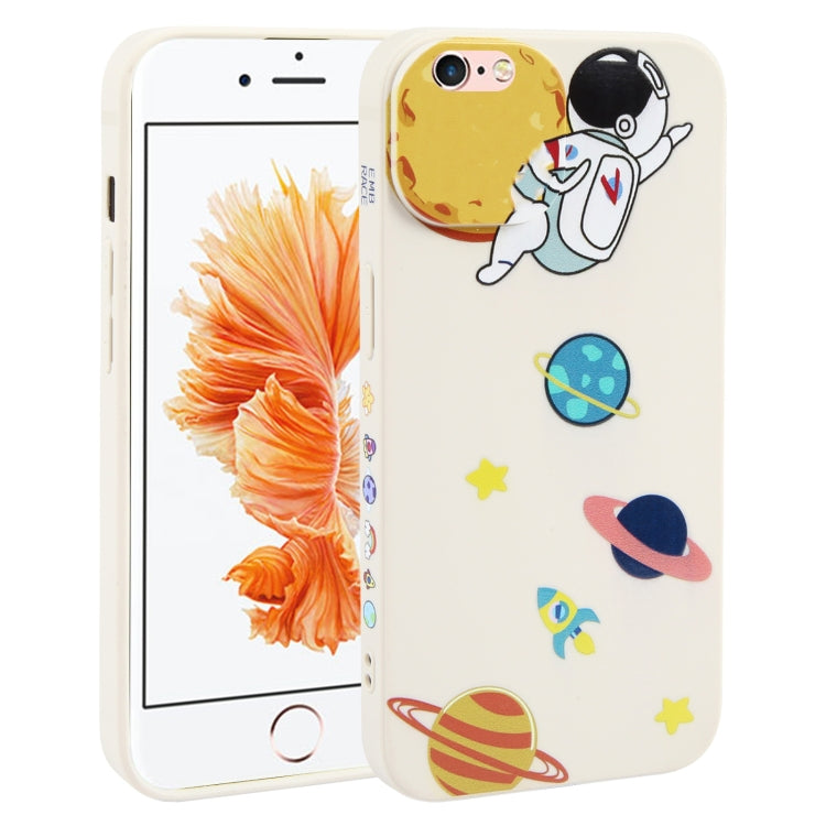 Hug Moon Astronaut Pattern TPU Phone Case, For iPhone 14 Plus, For iPhone 14, For iPhone 14 Pro, For iPhone 14 Pro Max, For iPhone SE 2022 / SE 2020 / 8 / 7, For iPhone 13 Pro Max, For iPhone 13 Pro, For iPhone 13, For iPhone 13 mini, For iPhone 12����...